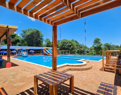 Un Lugar Diferente – Santo Pipo